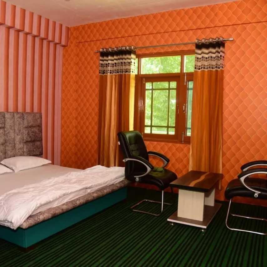 Hotel O Graceland ศรีนาการ์ ภายนอก รูปภาพ