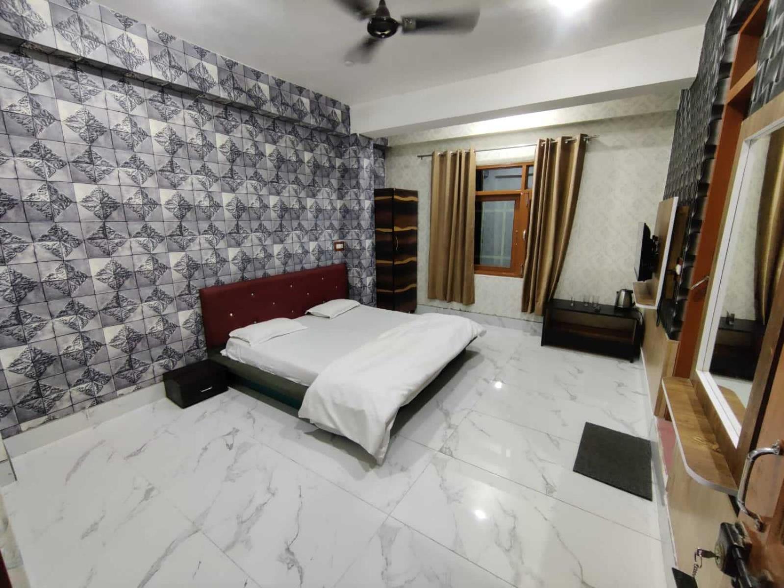 Hotel O Graceland ศรีนาการ์ ภายนอก รูปภาพ